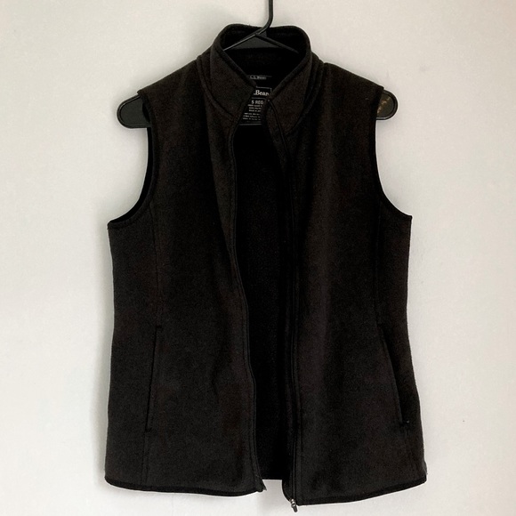 L.L.Bean Fleece zip up vest - Picture 2 of 6